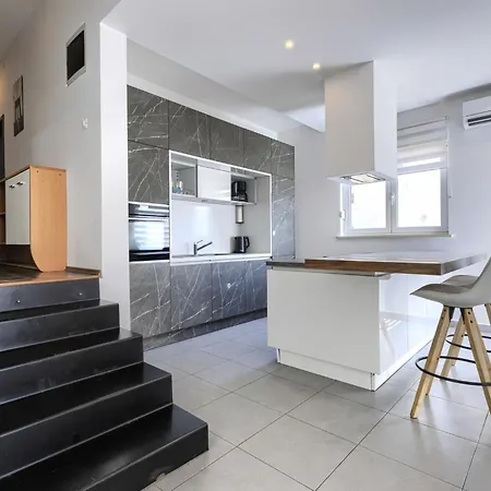 A-e-m By Interhome *