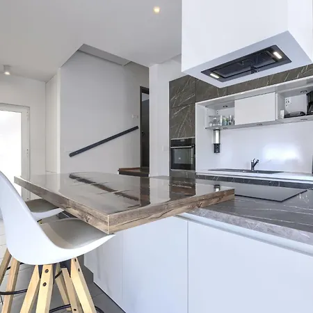 A-e-m By Interhome *